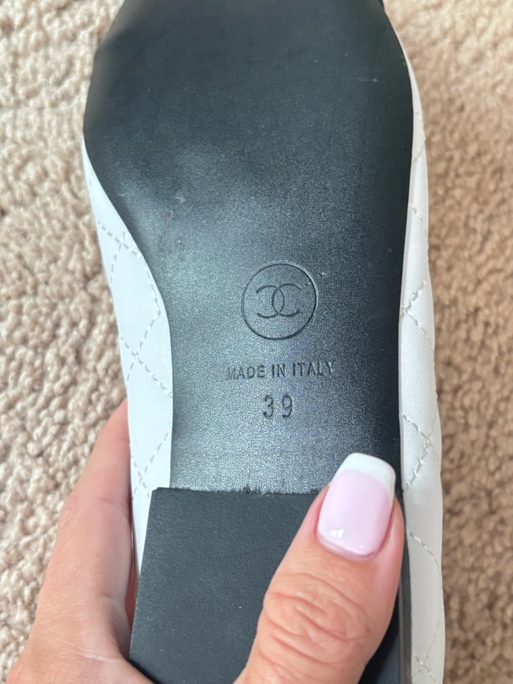 Two-Tone White and Black Quilted Leather Ballet Flats - Picture 4 of 4